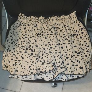 SHEIN Dalmatian Print Skirt with Black Spots